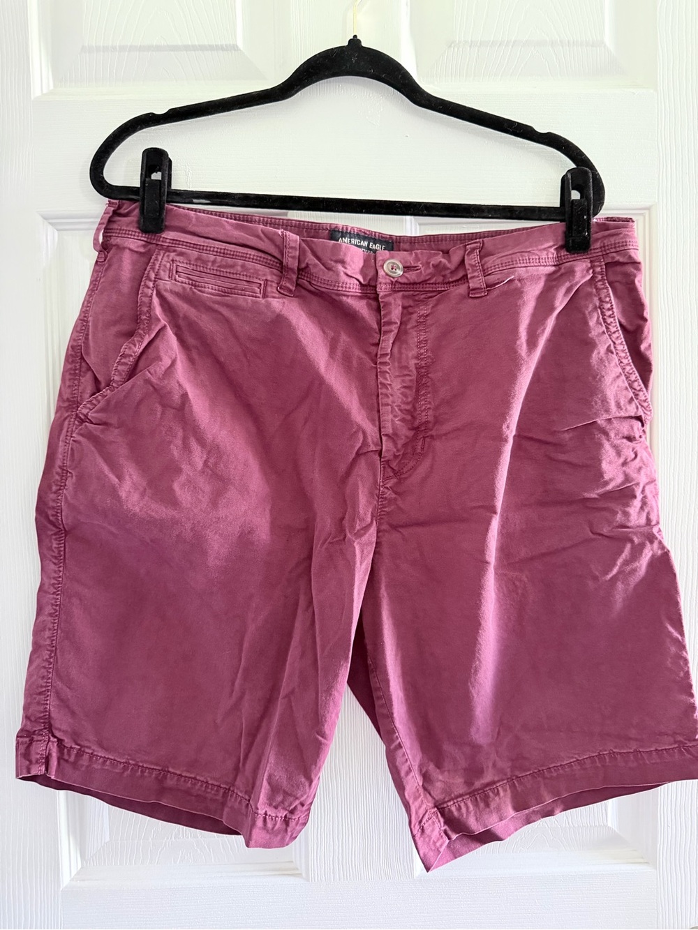 amens American Eagle Extreme Flex Slim Shorts